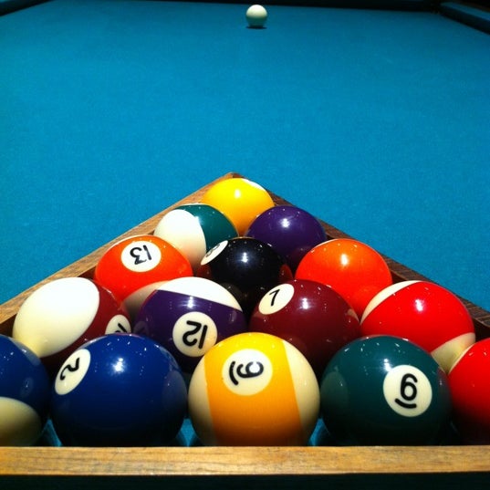 4/20/2012にHenrique C.がBahrem Pompéia Snooker Barで撮った写真