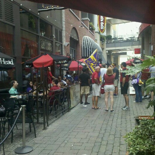 9/3/2011 tarihinde Shalama J.ziyaretçi tarafından Mortimer&#39;s Cafe &amp; Pub'de çekilen fotoğraf