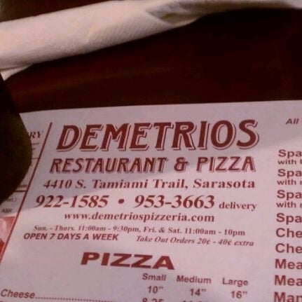 Foto diambil di Demetrio&#39;s Restaurant &amp; Pizza oleh Kyle M. pada 8/12/2011