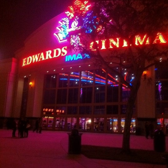 Fotos en Regal Edwards Mira Mesa 4DX, IMAX & RPX Cine en San Diego