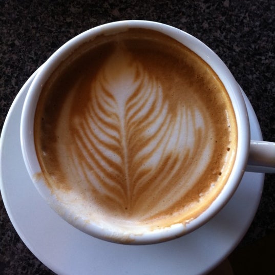 Foto tirada no(a) Buon Giorno Coffee por Mark T. em 10/4/2011
