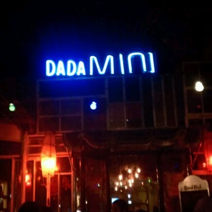 12/3/2011にNes L.がDadá Mini Barで撮った写真