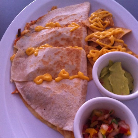 3/29/2012 tarihinde Felix N.ziyaretçi tarafından Jalapeños Mex Restaurant'de çekilen fotoğraf