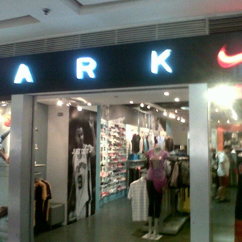 nike grand mall