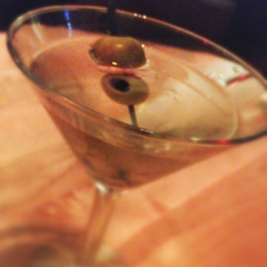 Foto tirada no(a) Dirty Martini por Victor H. em 2/11/2012