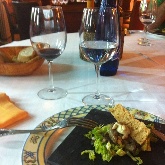 Photo taken at Restaurante Virrey Palafox by Alberto G. on 6/19/2012