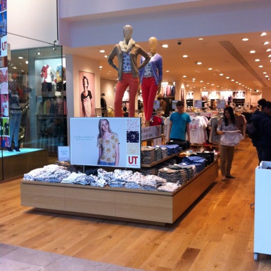 uniqlo stratford