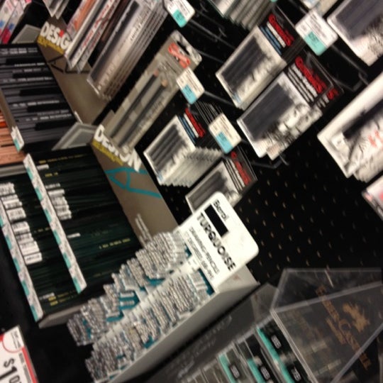 Prizm Arts and Crafts Store in Castleton