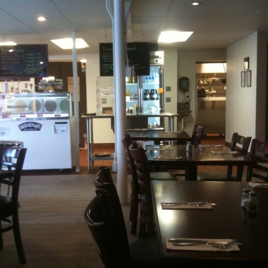 Das Foto wurde bei Olive Joe&#39;s Restaurant and Deli von Scott S. am 1/14/2012 aufgenommen