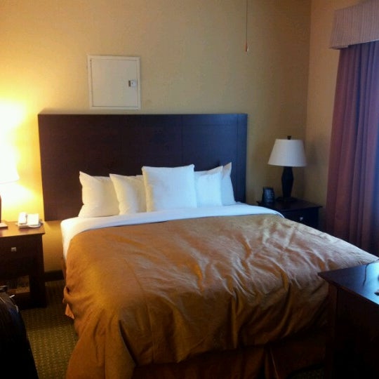6/21/2012 tarihinde Ericziyaretçi tarafından Homewood Suites by Hilton'de çekilen fotoğraf