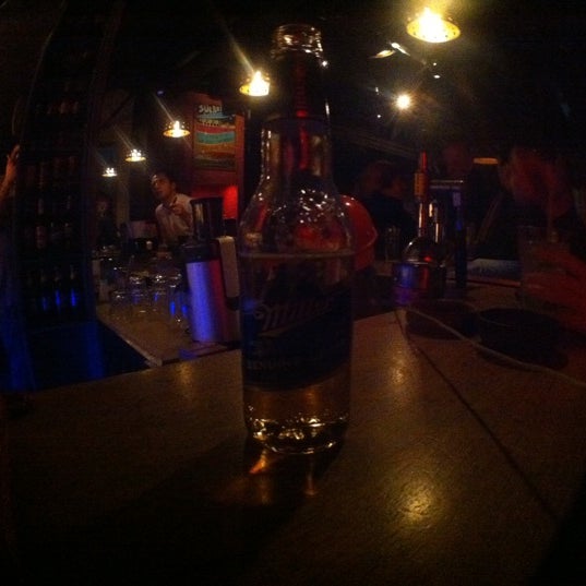 3/21/2012にdilan b.がBabylon Loungeで撮った写真
