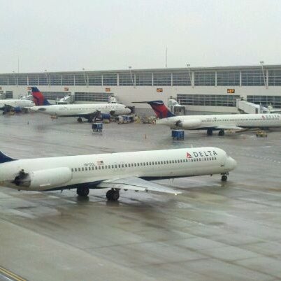 Delta Airlines Dtw Address Delta Air Lines Ticket Counter - 27 Tips From 3482 Visitors