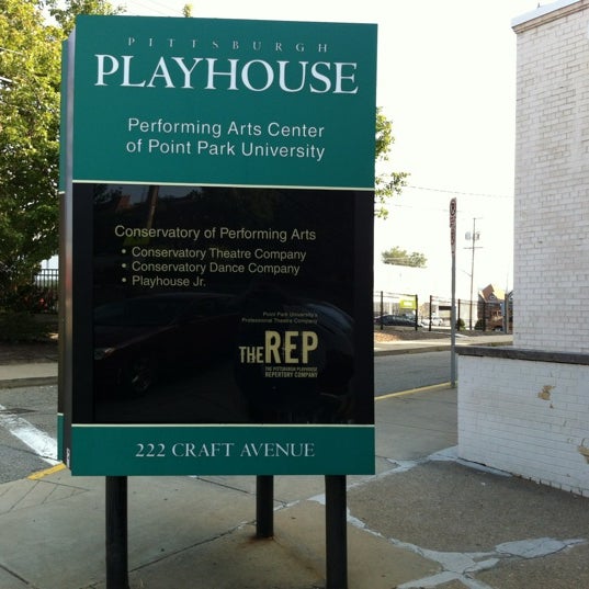 Photo prise au Pittsburgh Playhouse par Lee P. le8/23/2012