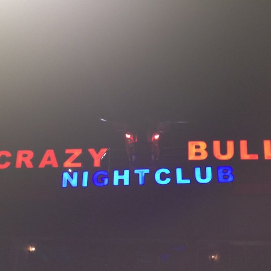 Foto tomada en Crazy Bull Club  por Наталия el 8/8/2012