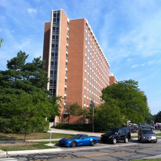 Hubbard Hall Asrama Perguruan Tinggi di Michigan State University