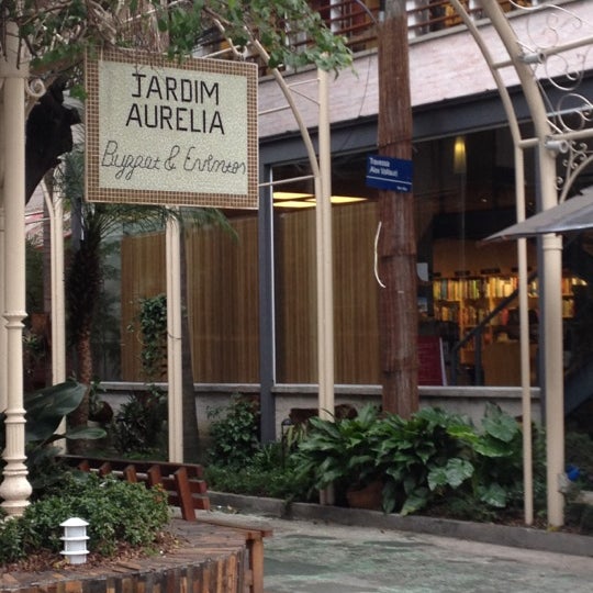 Photo taken at Jardim Aurélia Restaurante e Eventos by Aurélio de oLIVEira on 7/30/2012