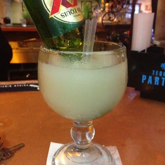 รูปภาพถ่ายที่ El Chaparral Mexican Restaurant โดย Michelle F. เมื่อ 8/19/2012