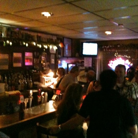 Foto scattata a Scharfs German Restaurant und Bar da Forgotten Buffalo il 7/22/2012