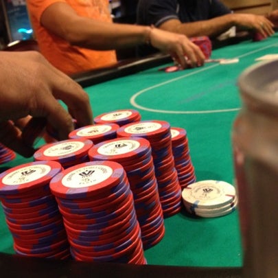 Details about   GRAND VICTORIA CASINO $1 hotel casino gaming poker chip ~ Elgin Illinois 