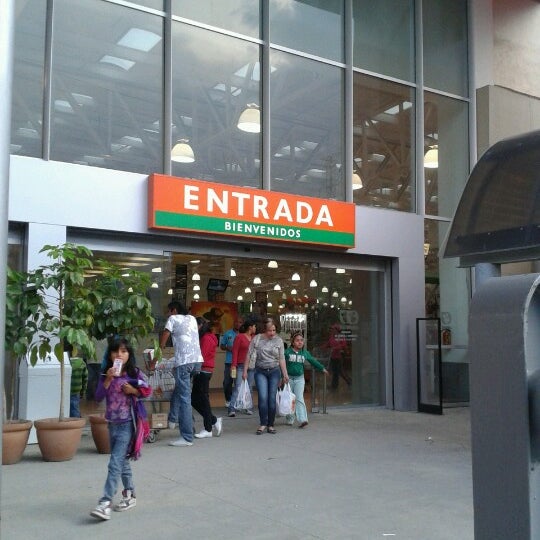 La Comer Supermercado en Mexico City