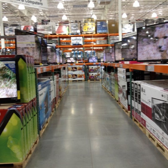 Costco 100 Veterans Way