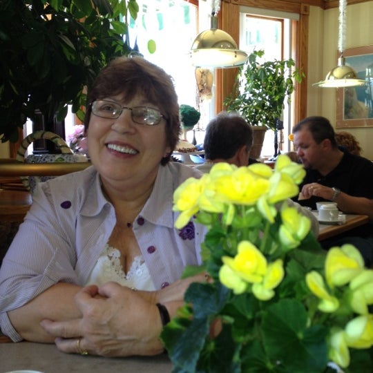 Photos at Paul's Family Restaurant Greek Restaurant in Northwest Elgin