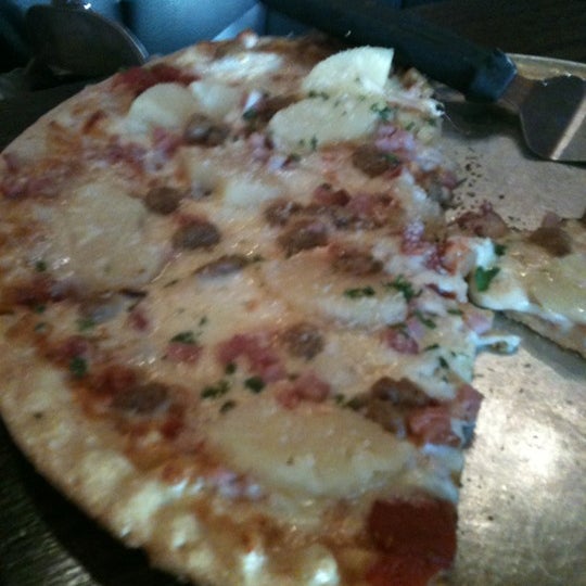 รูปภาพถ่ายที่ Lost River Pizza Co. โดย Amanda เมื่อ 8/25/2012