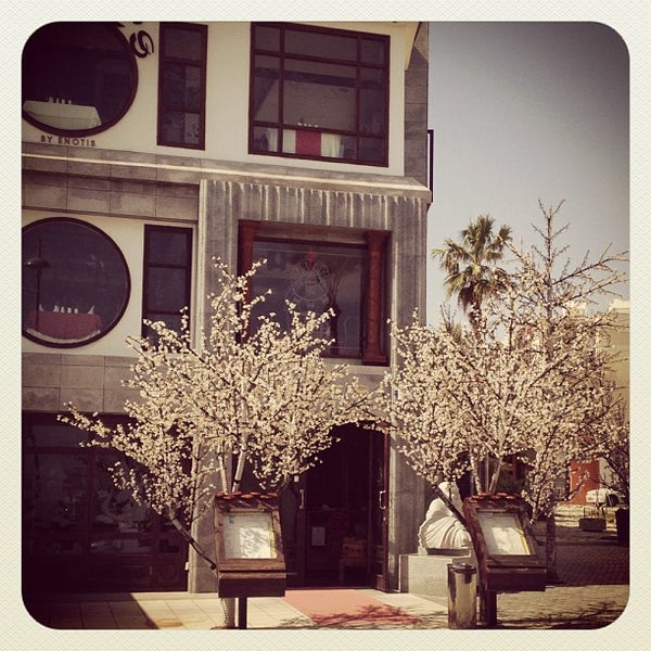 4/13/2012にValeria S.がChloe&#39;s Chinese Restaurant - Harbourで撮った写真