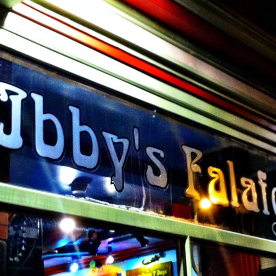Photo prise au Ibby&#39;s Falafel par Joseph W. le3/30/2012