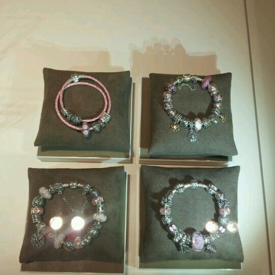 Pandora Mic Mac Jewelry Store in Dartmouth