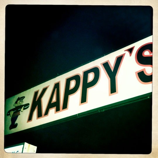Foto tomada en Kappy&#39;s Subs  por nikki h. el 4/17/2012