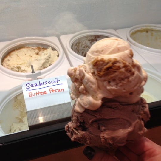 8/5/2012 tarihinde Heather K.ziyaretçi tarafından Captain Sam&#39;s Ice Cream'de çekilen fotoğraf