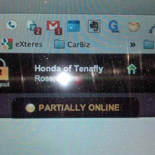 Foto tirada no(a) Honda Of Tenafly por Adam R. em 8/2/2012