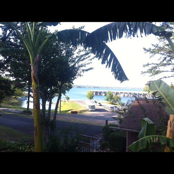 Photo taken at Mountain Harbor Resort &amp; Spa by Evan S. on 7/23/2012