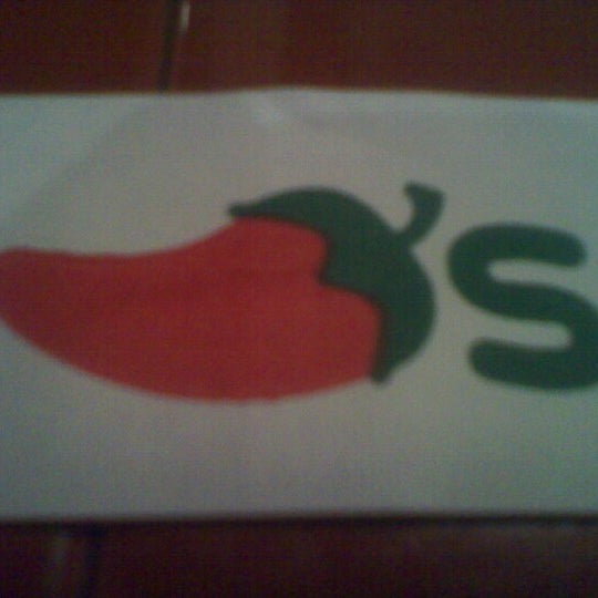 Photo taken at Chili&#39;s Grill &amp; Bar by Maritza C. on 6/13/2012