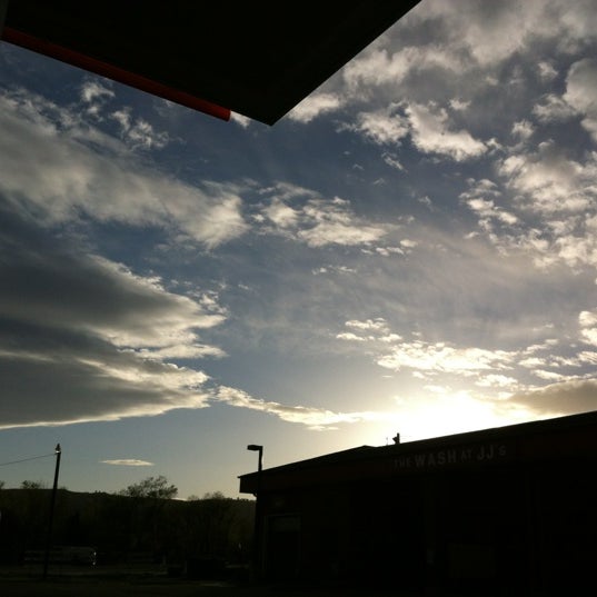 Jj S Country Corner Gas Station