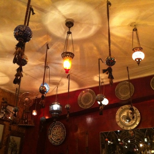 Foto scattata a Ayoush Restaurant &amp; Bar da Mark M. il 1/13/2012