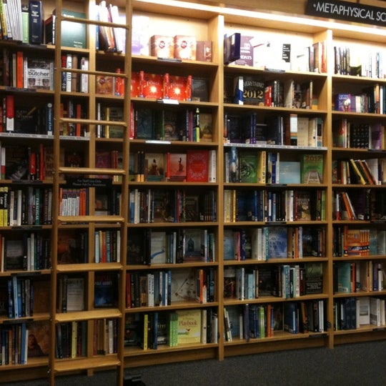 Borders Books and Music (Now Closed) Bookstore in Glendale