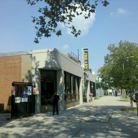 Queens Library At Lefferts Library In South Richmond Hill