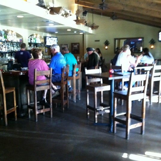 5/19/2012 tarihinde Gary C.ziyaretçi tarafından Villa Creek Restaurant'de çekilen fotoğraf