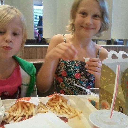 Photo taken at McDonald&#39;s by Wichard N. on 9/17/2011