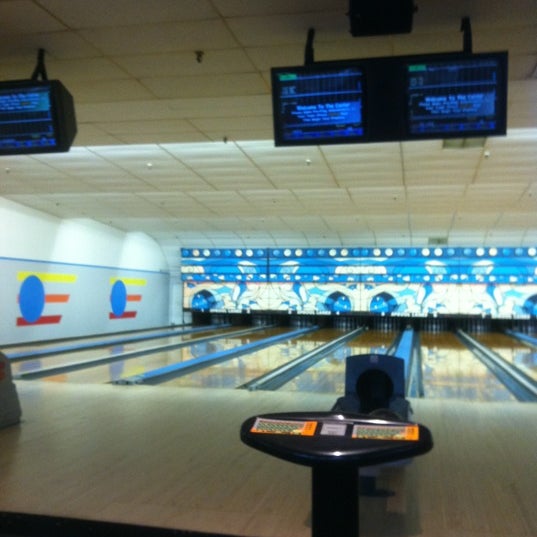 Photos at Sproul Lanes 10 tips from 490 visitors