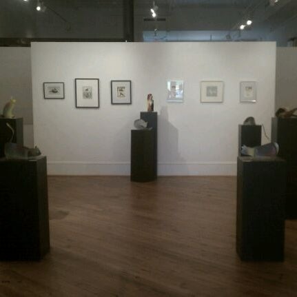 Foto tirada no(a) The Gallery at Macon Arts Alliance por Chappell C. em 7/26/2012