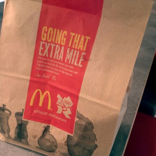 Das Foto wurde bei McDonald&#39;s von Romeo T. am 8/19/2012 aufgenommen