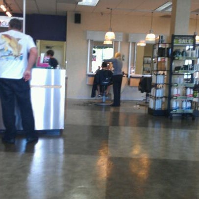 Supercuts Mission Bay 20437 State Road 7