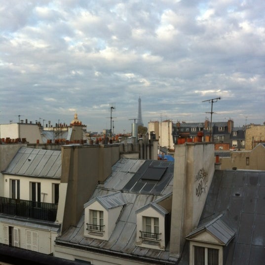 Снимок сделан в K+K Hotel Cayré Paris пользователем Ted W. 11/10/2011