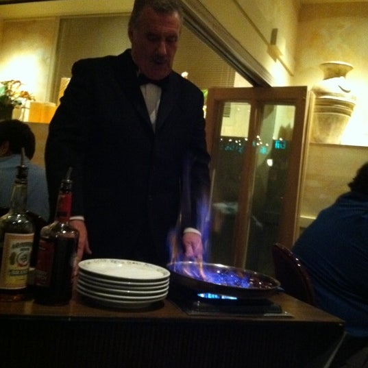 3/10/2012 tarihinde Phil J.ziyaretçi tarafından Iron Gate Restaurant'de çekilen fotoğraf