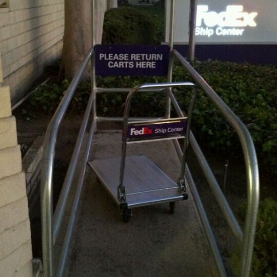 Fedex Ship Center Shipping Store In Santa Fe Springs