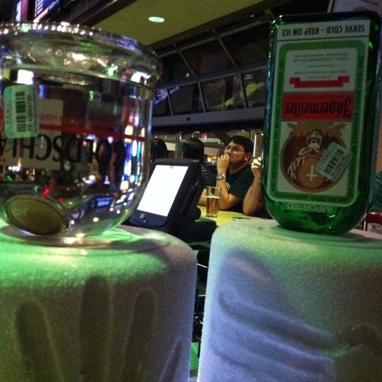 Foto tirada no(a) BoomerJack&#39;s Grill and Bar - Arlington por  ℋumorous em 12/22/2010