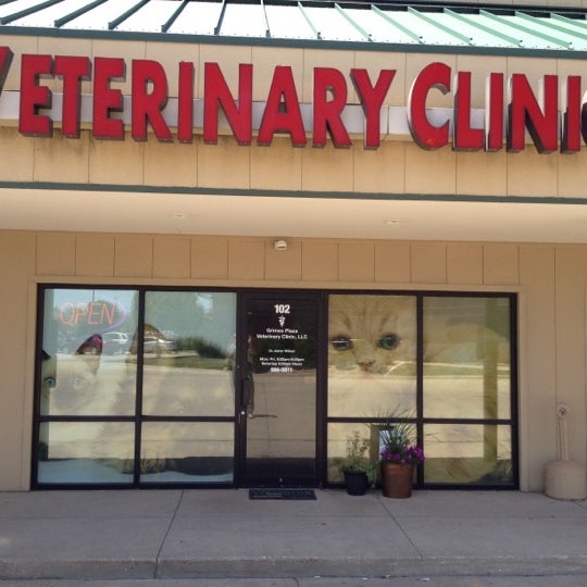 Grimes Plaza Veterinary Clinic Veterinarian
